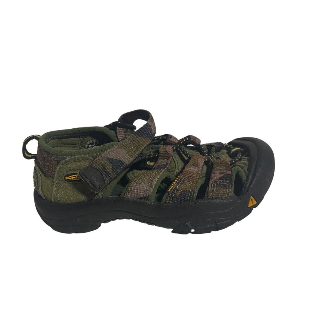 KEEN Newport H2 Sandals Green Camouflage Kids Boys Size 11
